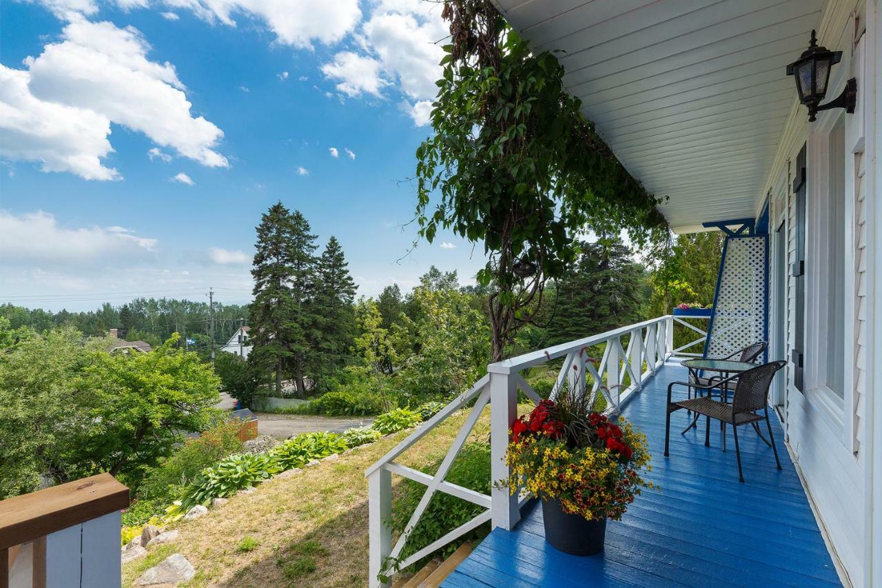 Auberge Fleurs De Lune La Malbaie Eksteriør bilde